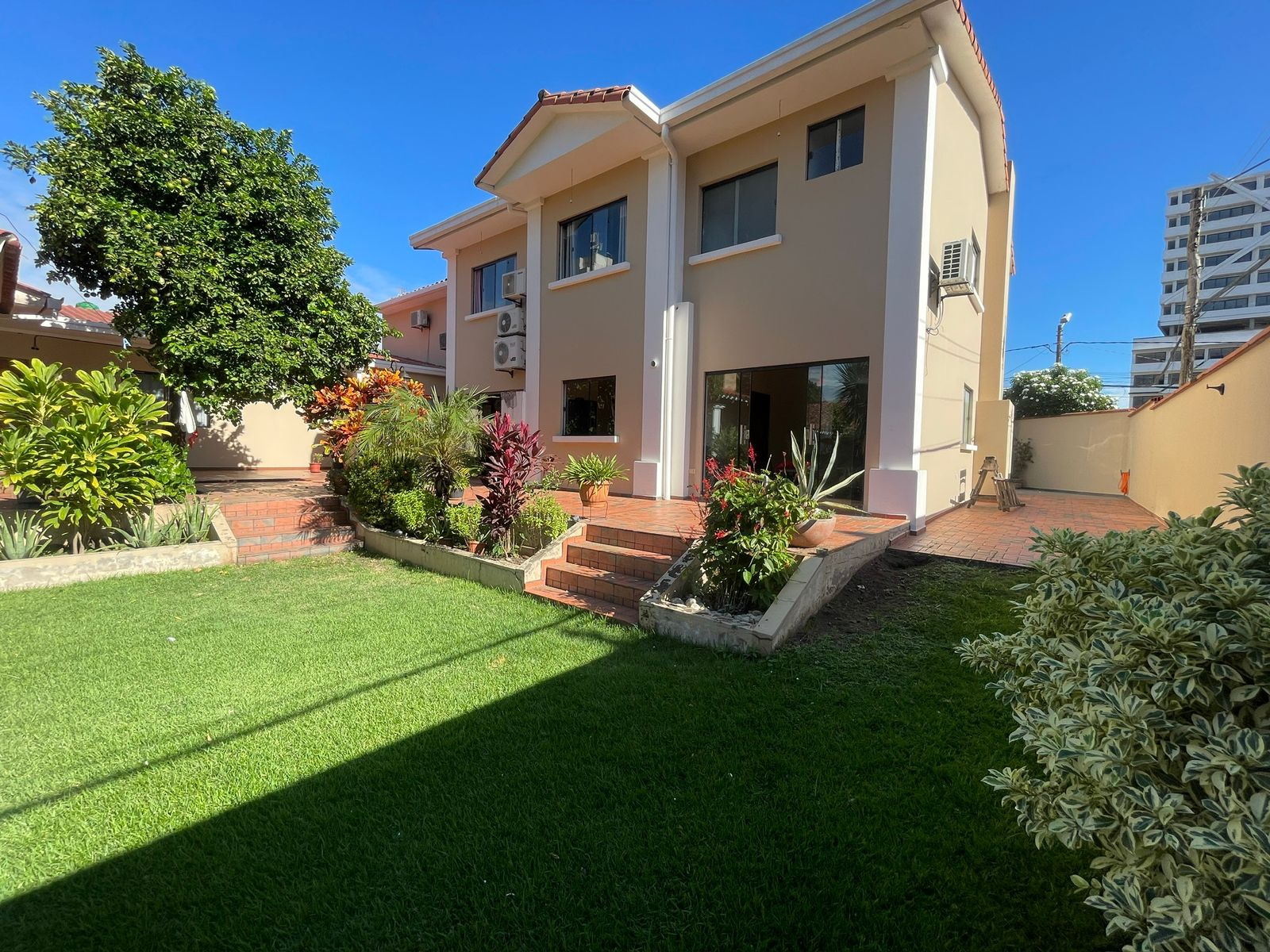 CASA COMERCIAL EN VENTA EN BRIGIDA - Photo 2