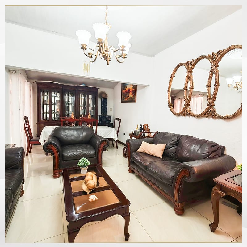 Hermosa Y Amplia Casa Comercial En Venta! - Photo 14