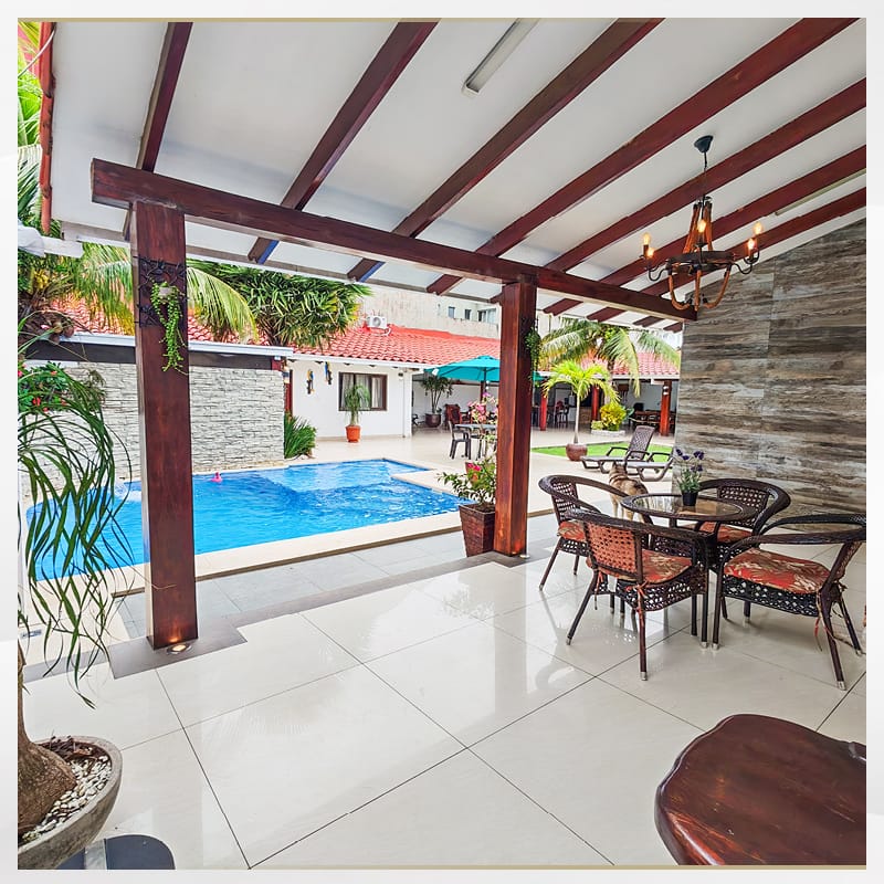 Hermosa Y Amplia Casa Comercial En Venta! - Photo 7