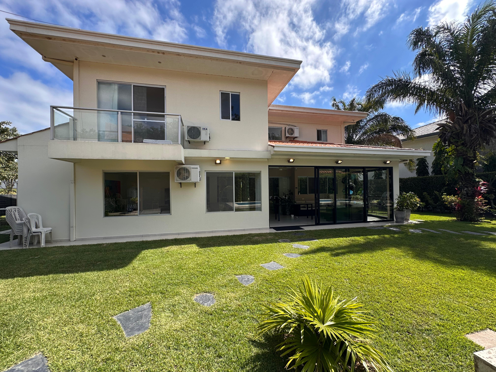 BONITA CASA EN VENTA EN URUBO GOLF - Photo 14