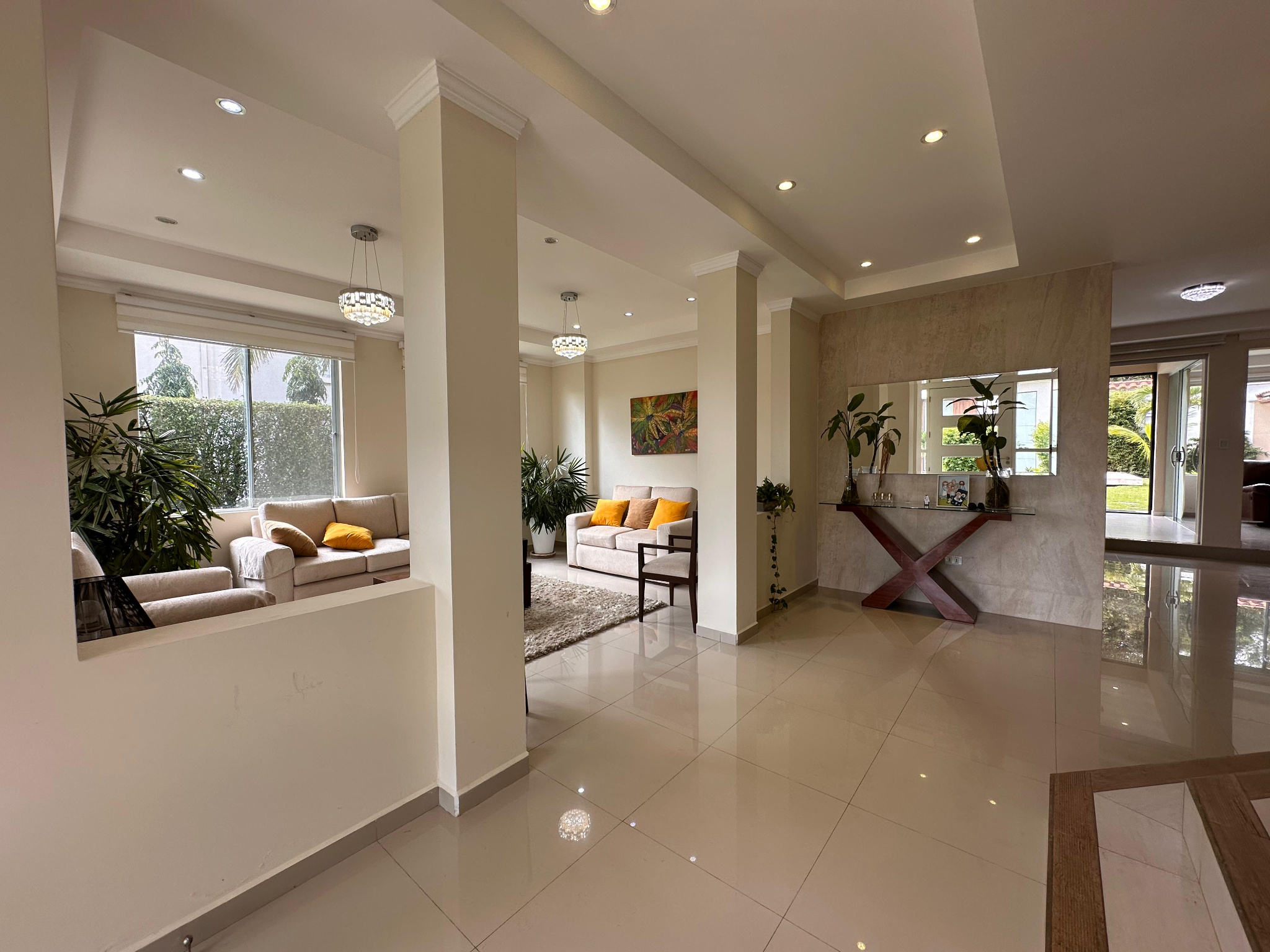 BONITA CASA EN VENTA EN URUBO GOLF - Photo 3