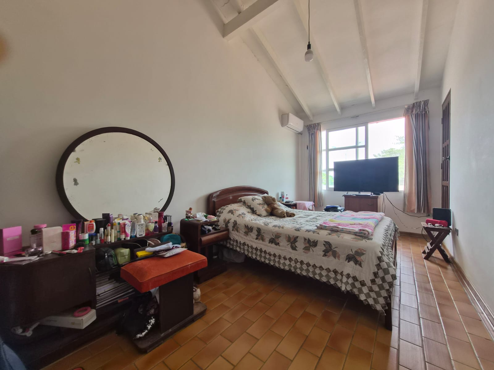 Hermosa Casa de 2 Plantas en Venta - Photo 12