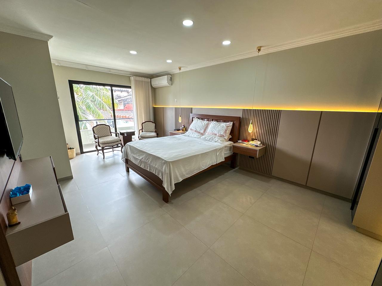 ESPECTACULAR CASA EN VENTA SOBRE AVENIDA - Photo 17