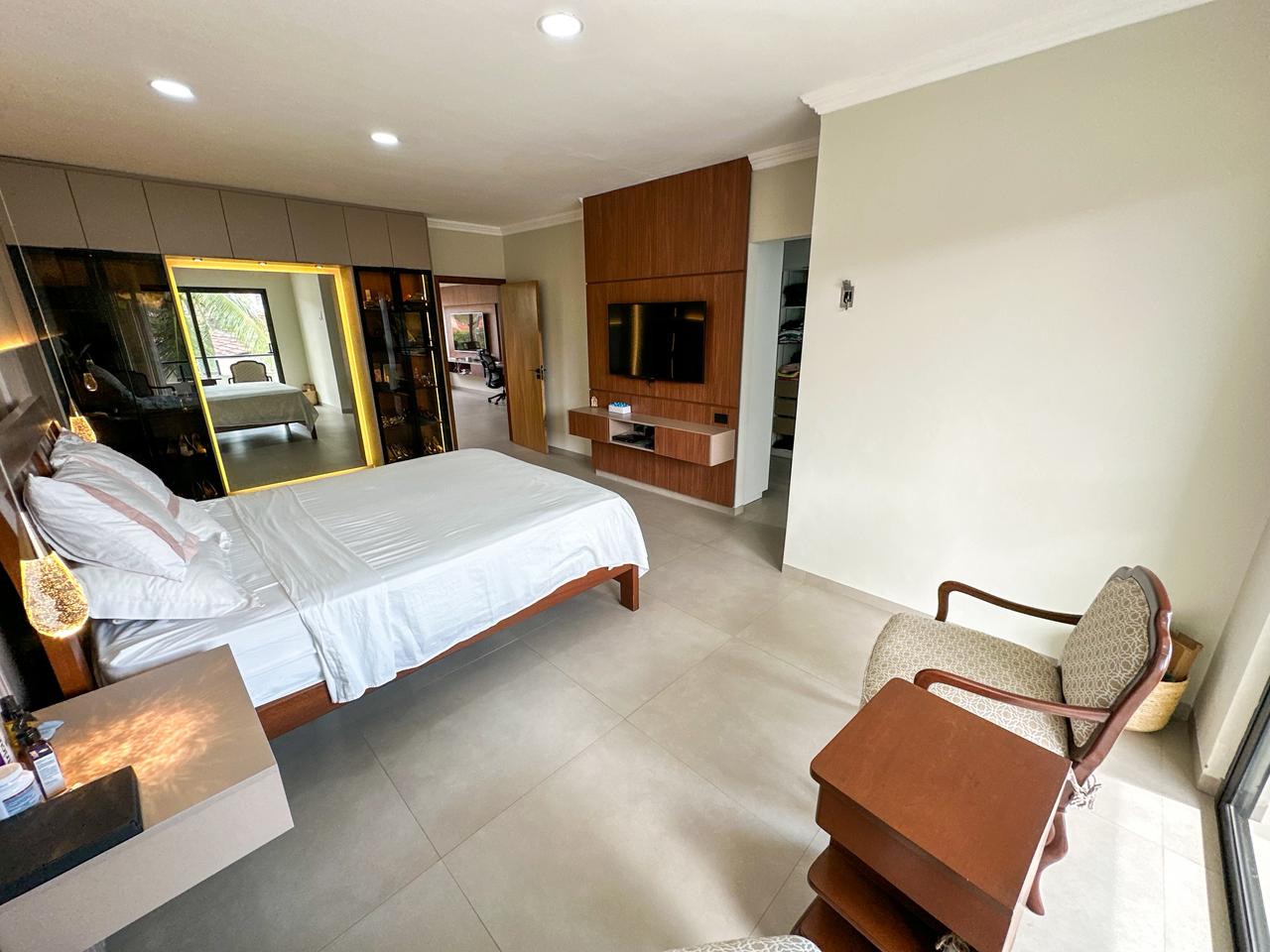 ESPECTACULAR CASA SOBRE AVENIDA EN VENTA - Photo 19