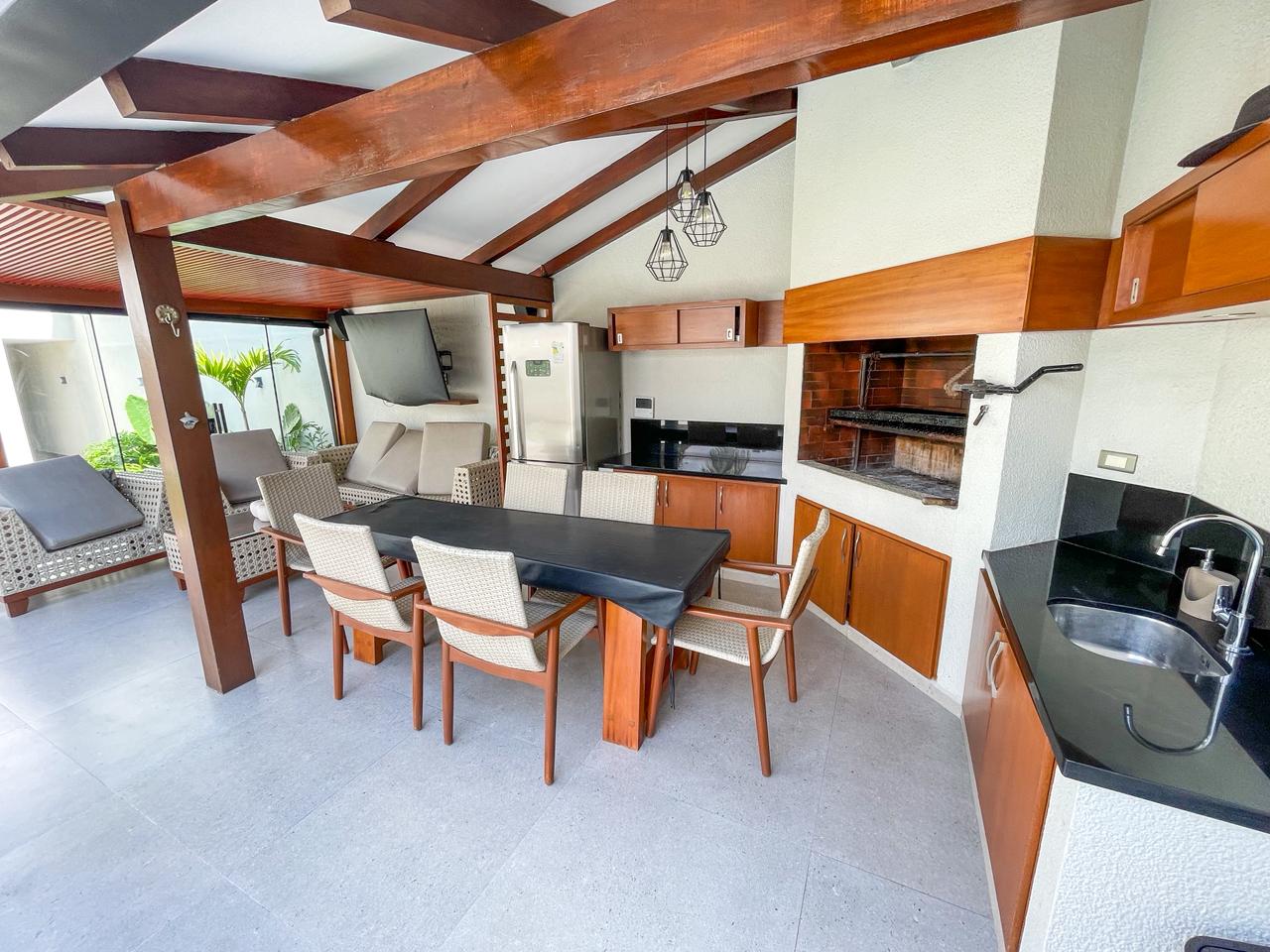 ESPECTACULAR CASA EN VENTA SOBRE AVENIDA - Photo 19