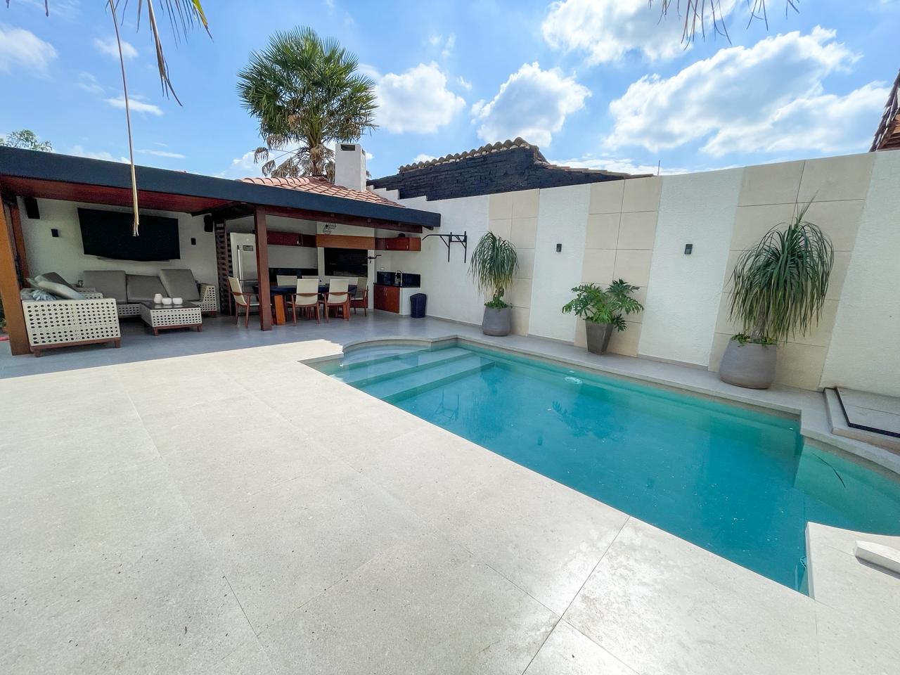 ESPECTACULAR CASA EN VENTA SOBRE AVENIDA - Photo 5