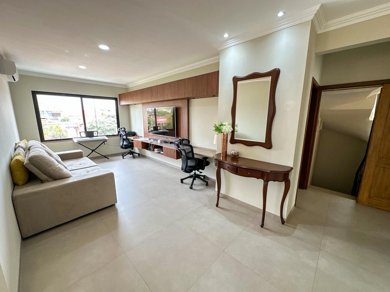 ESPECTACULAR CASA EN VENTA SOBRE AVENIDA - Photo 9