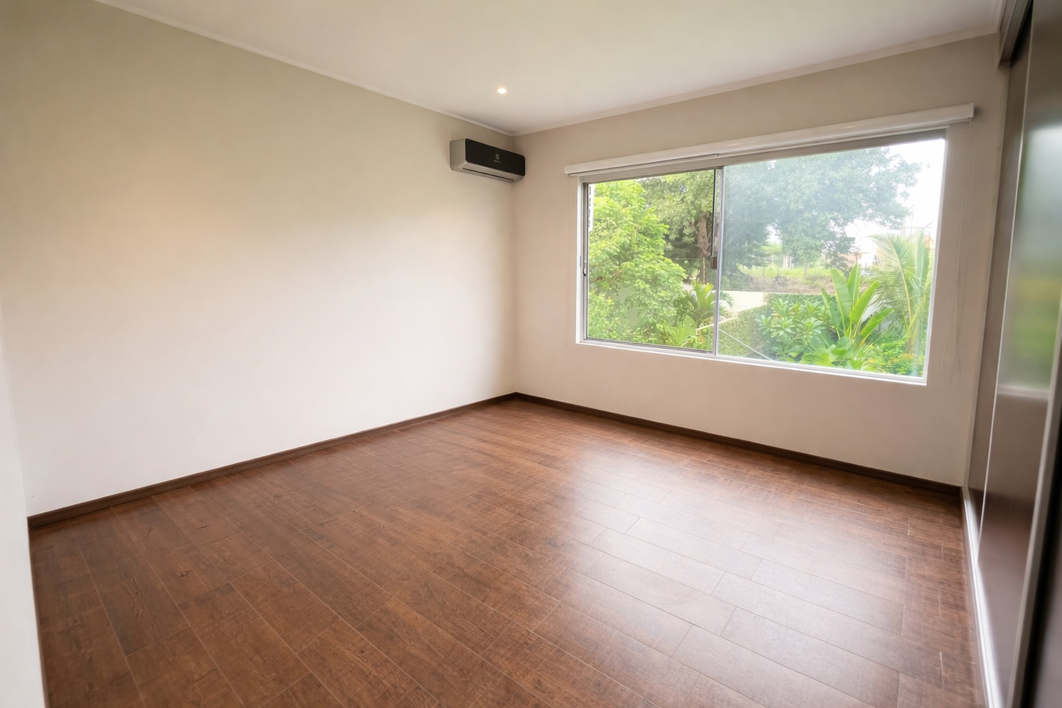 CASA EN VENTA – CONDOMINIO LOS PARQUES II (URUBÓ) - Photo 15