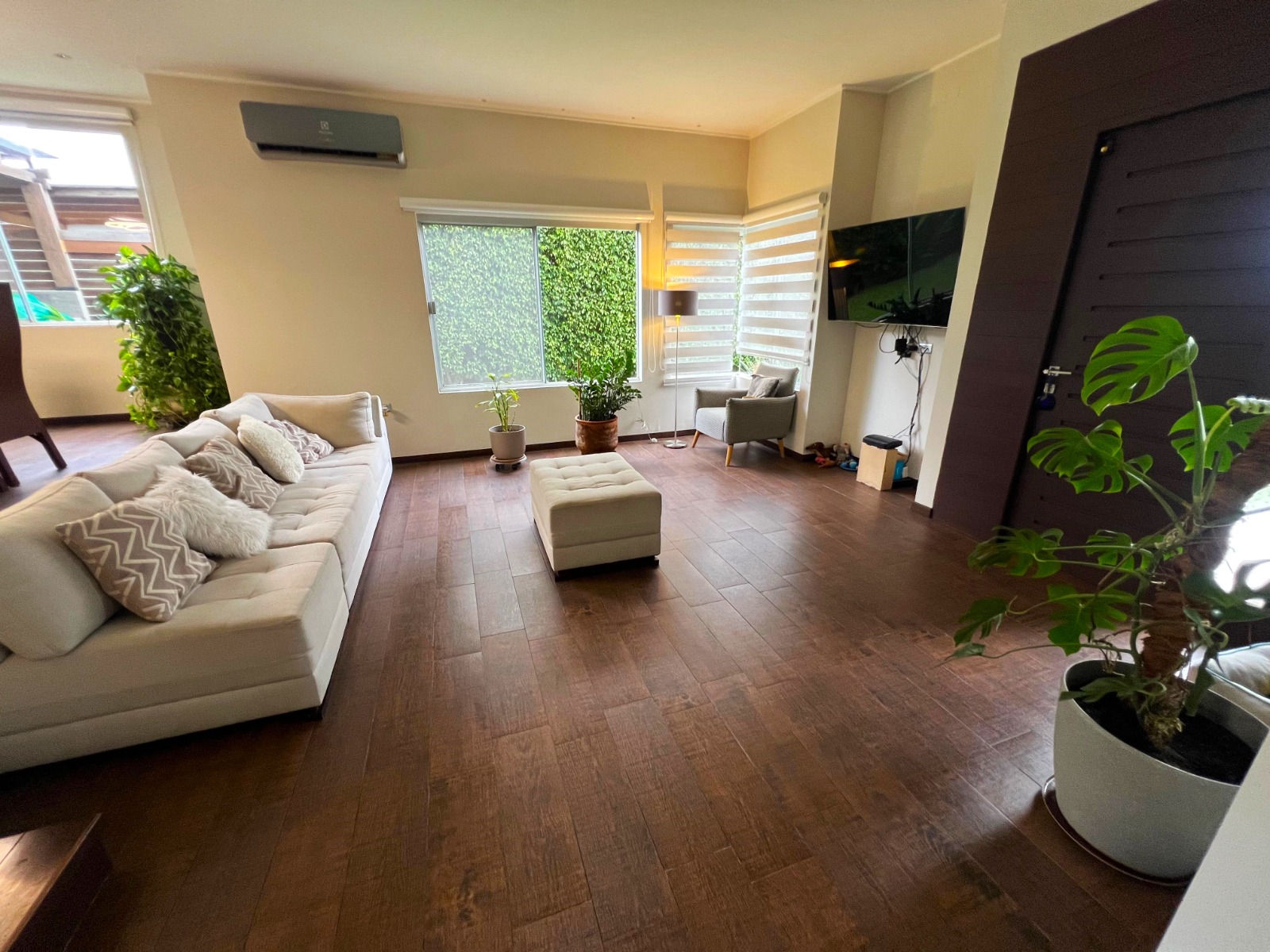 CASA EN VENTA – CONDOMINIO LOS PARQUES II (URUBÓ) - Photo 3