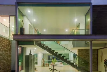 Casa en Altos Del Poblado, Medellín - Photo 2