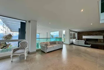 Casa en Altos Del Poblado, Medellín - Photo 4
