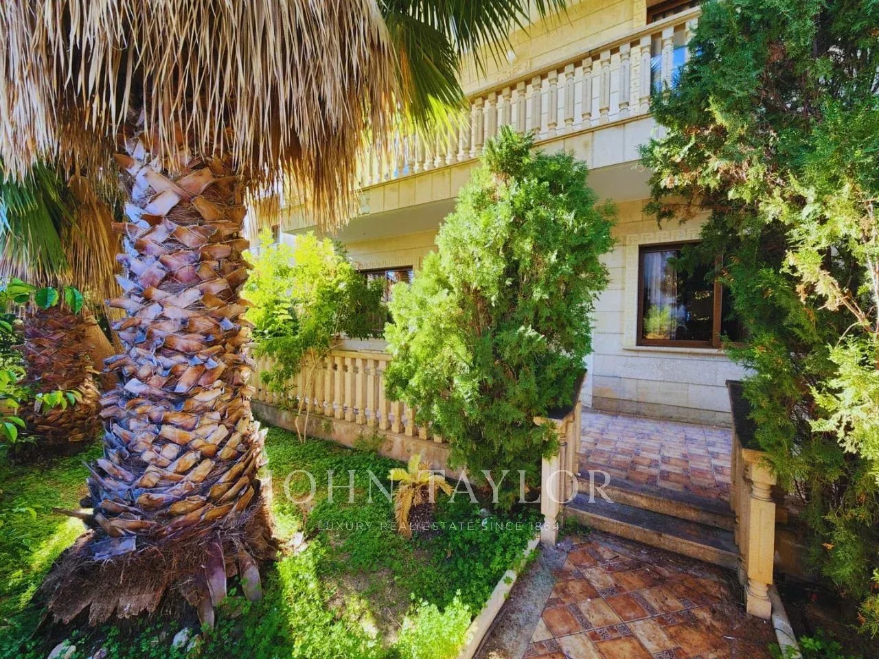 Spacious 3-Bedroom Detached Home on a Large Plot in a Quiet Cul-de-Sac in the Universal Area, Paphos