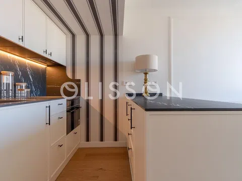 Flat in calle de Orfila - Photo 4