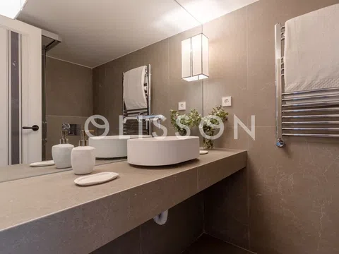 Flat in calle de Orfila - Photo 8
