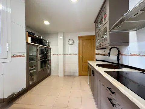 Penthouse in calle Lagunas de Neila - Photo 17