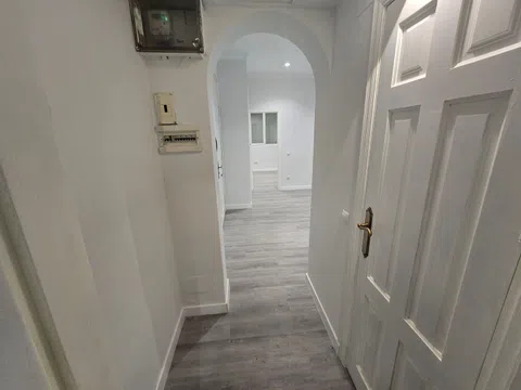 Flat in calle de Dulcinea - Photo 11