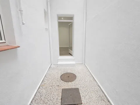 Flat in calle de Dulcinea - Photo 20