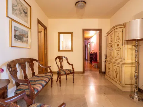 Flat in calle de San Germán - Photo 3