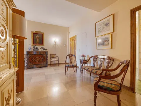 Flat in calle de San Germán - Photo 4