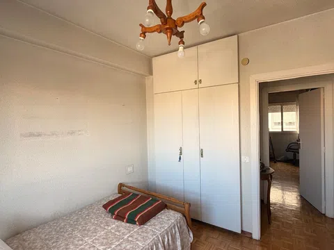 Flat in calle de la Marroquina - Photo 8