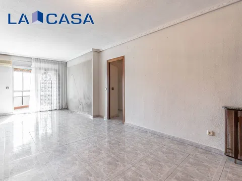 Flat in calle Marqués de la Valdavia - Photo 5