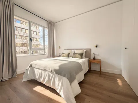 Flat in calle de Rosario Pino - Photo 2
