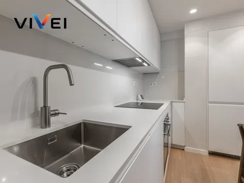 Flat in calle de Oropéndola - Photo 12