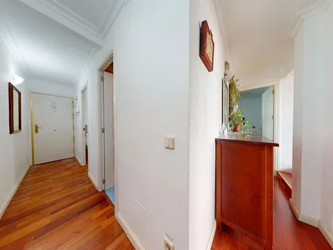 Penthouse in avenida de la Ciudad de Barcelona - Photo 4