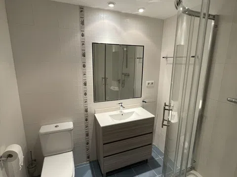 Flat in calle de Fernando Delgado, 6 - Photo 19