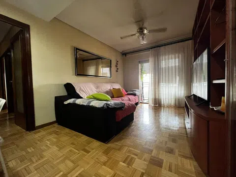 Flat in Av San Luis - Photo 5