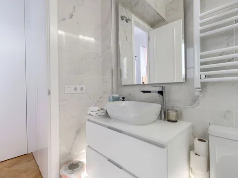 Flat in calle de Santa Polonia - Photo 13