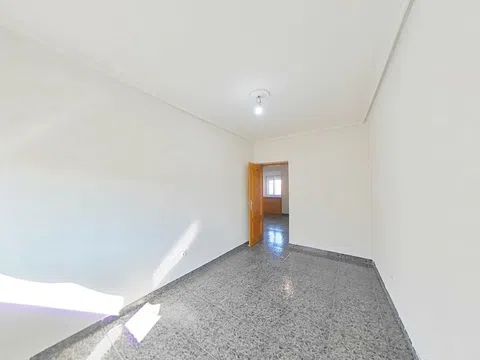 Flat - Photo 14