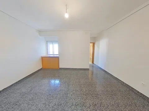 Flat - Photo 3