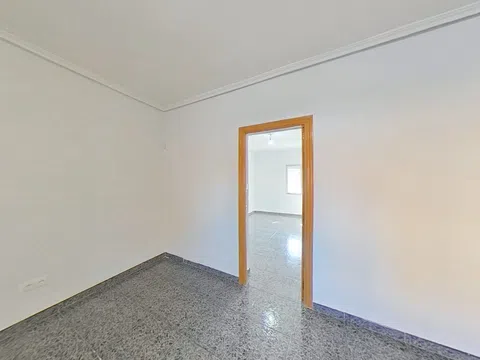 Flat - Photo 4