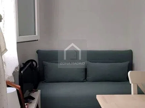 Flat in CL Calvario - Photo 2