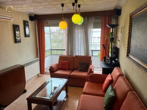 Flat in calle de Prado Alegre - Photo 2