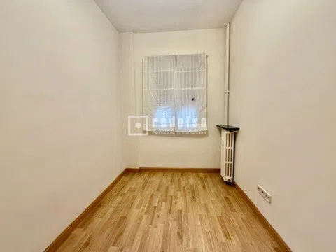 Flat in calle de Vicente Gaceo - Photo 13