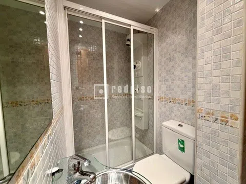 Flat in calle de Vicente Gaceo - Photo 8
