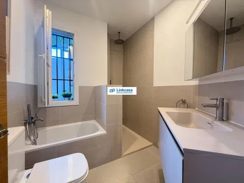 Flat in calle de Nicolás Usera - Photo 11