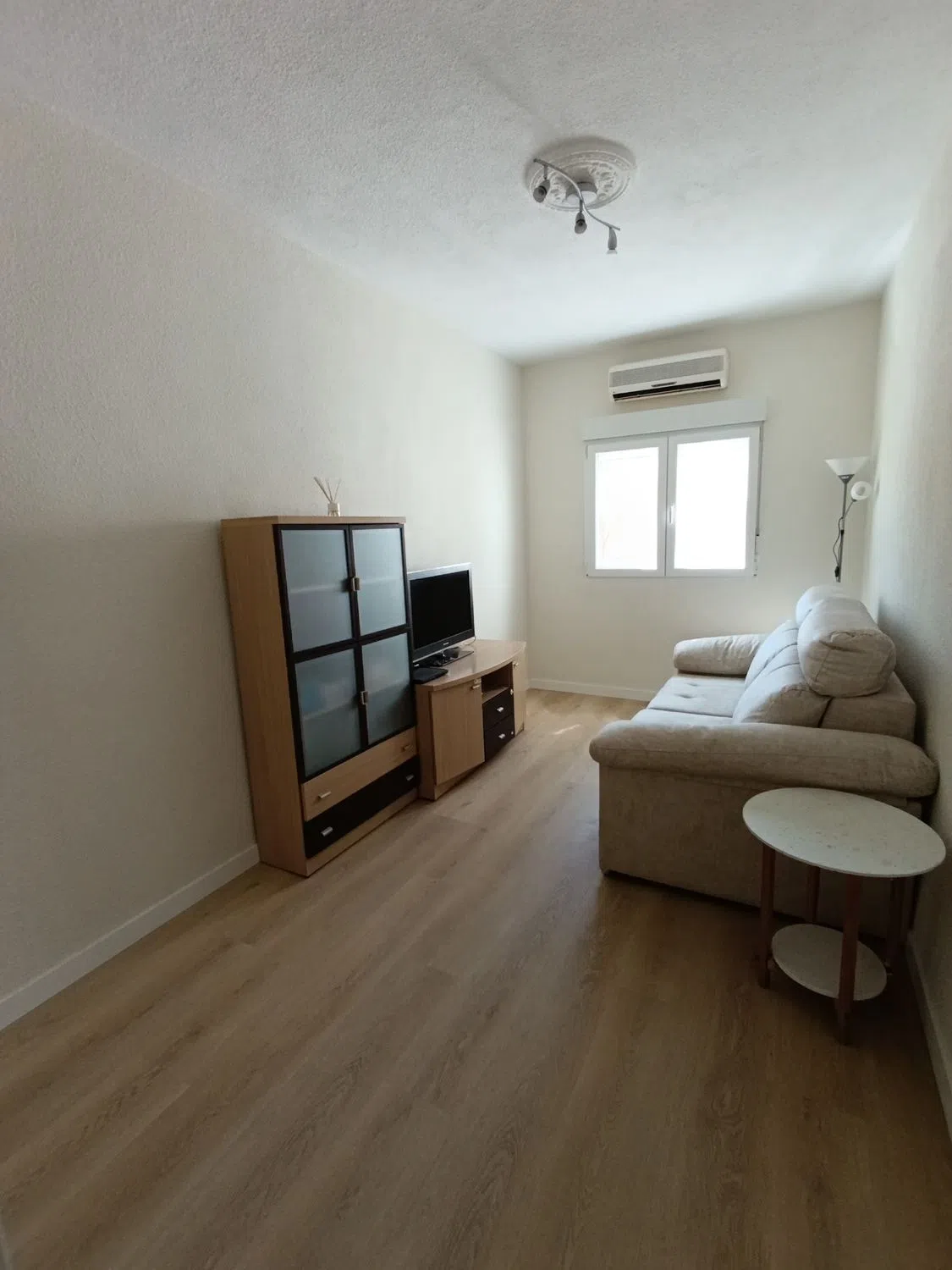 Piso en calle Marina Vega, 38
