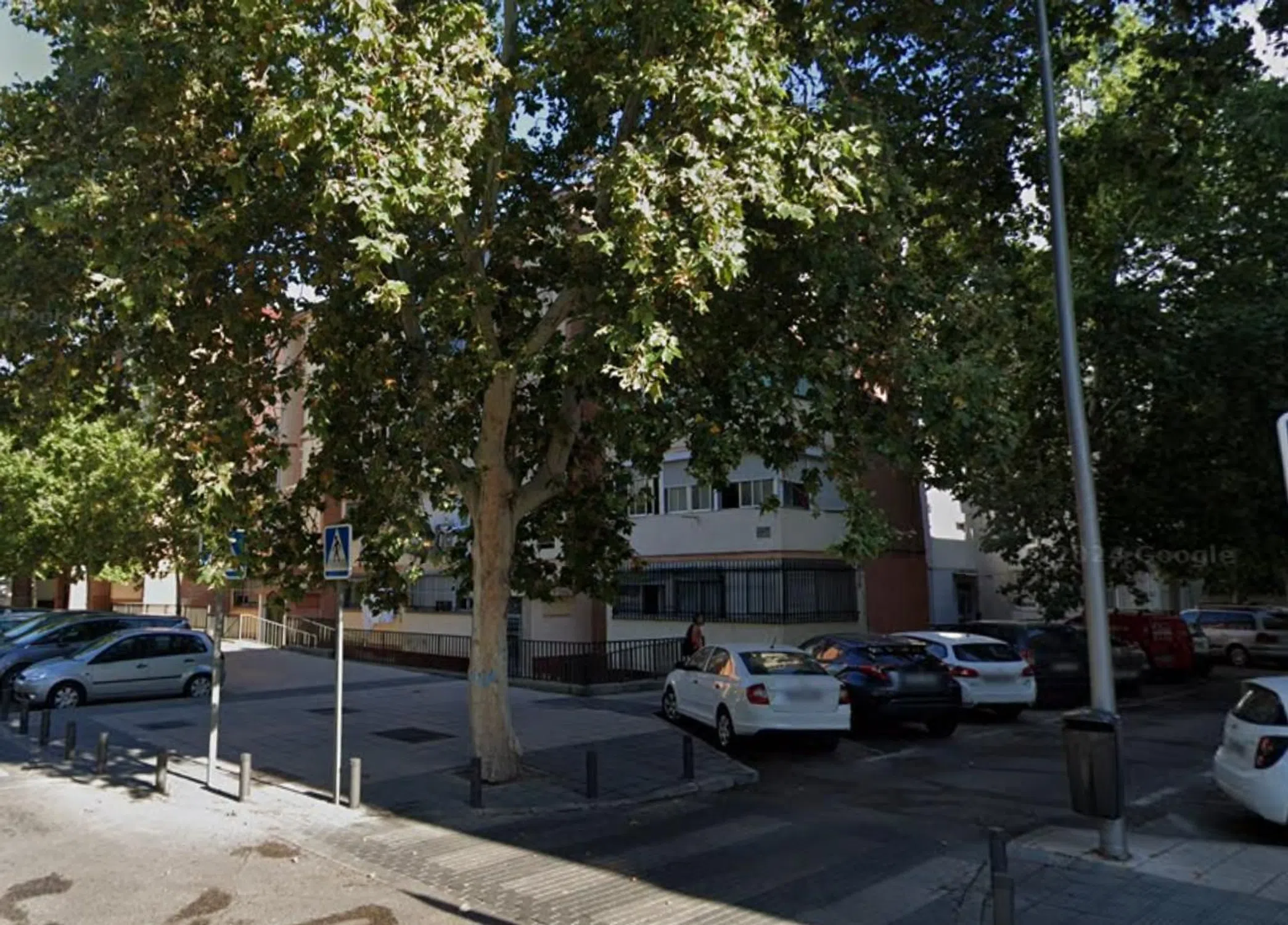 Piso en calle de Rocafort - Photo 8