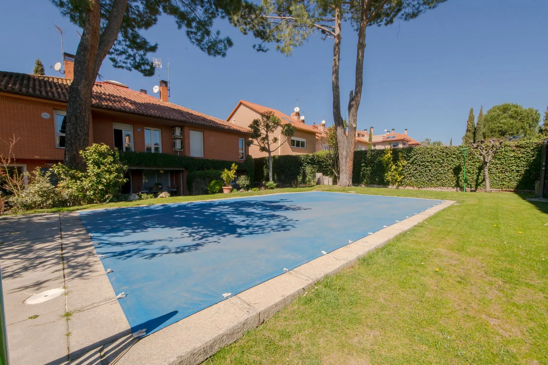 Chalet adosado - Photo 2