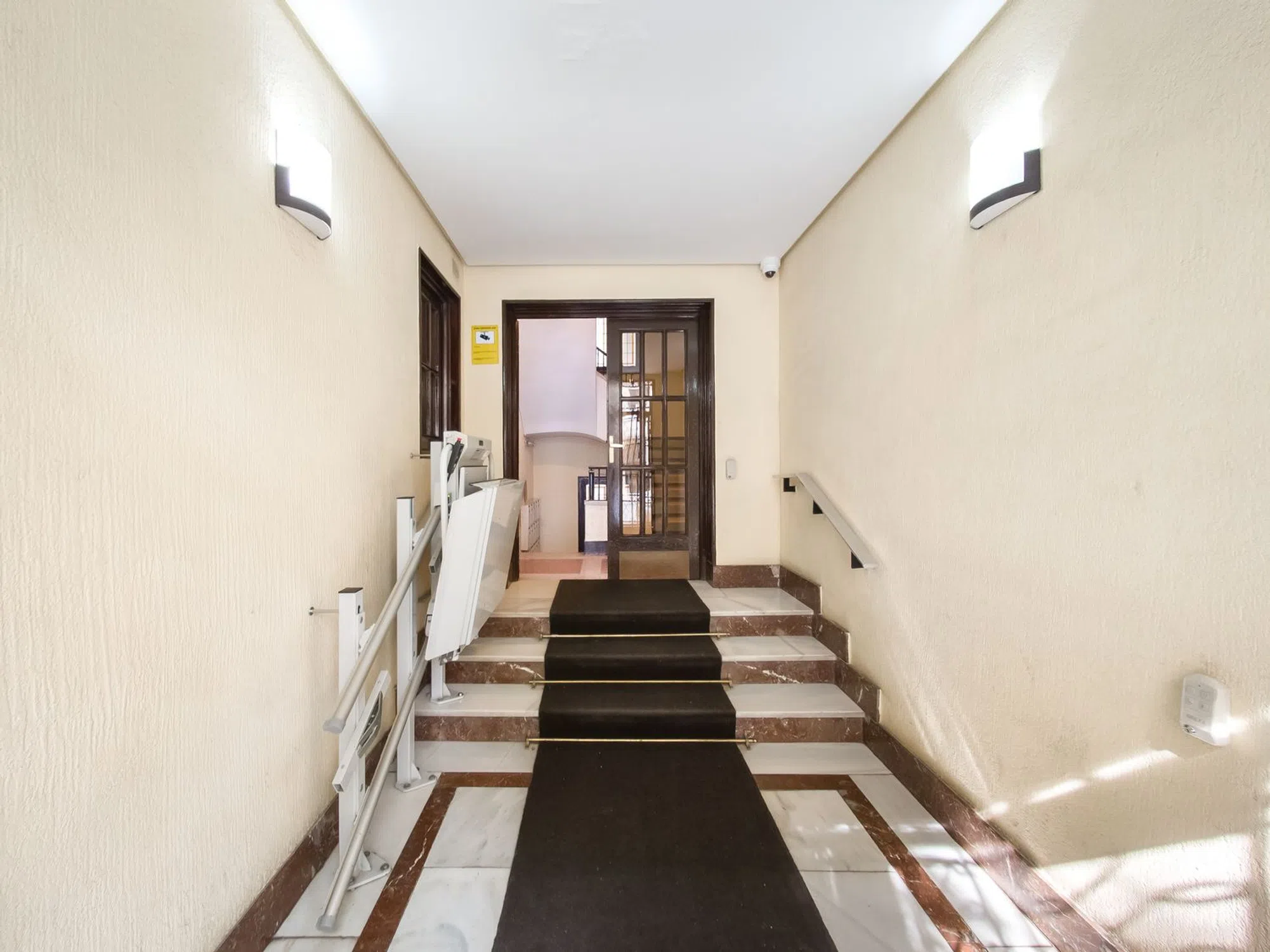 Piso en calle de Ferraz s/n - Photo 4