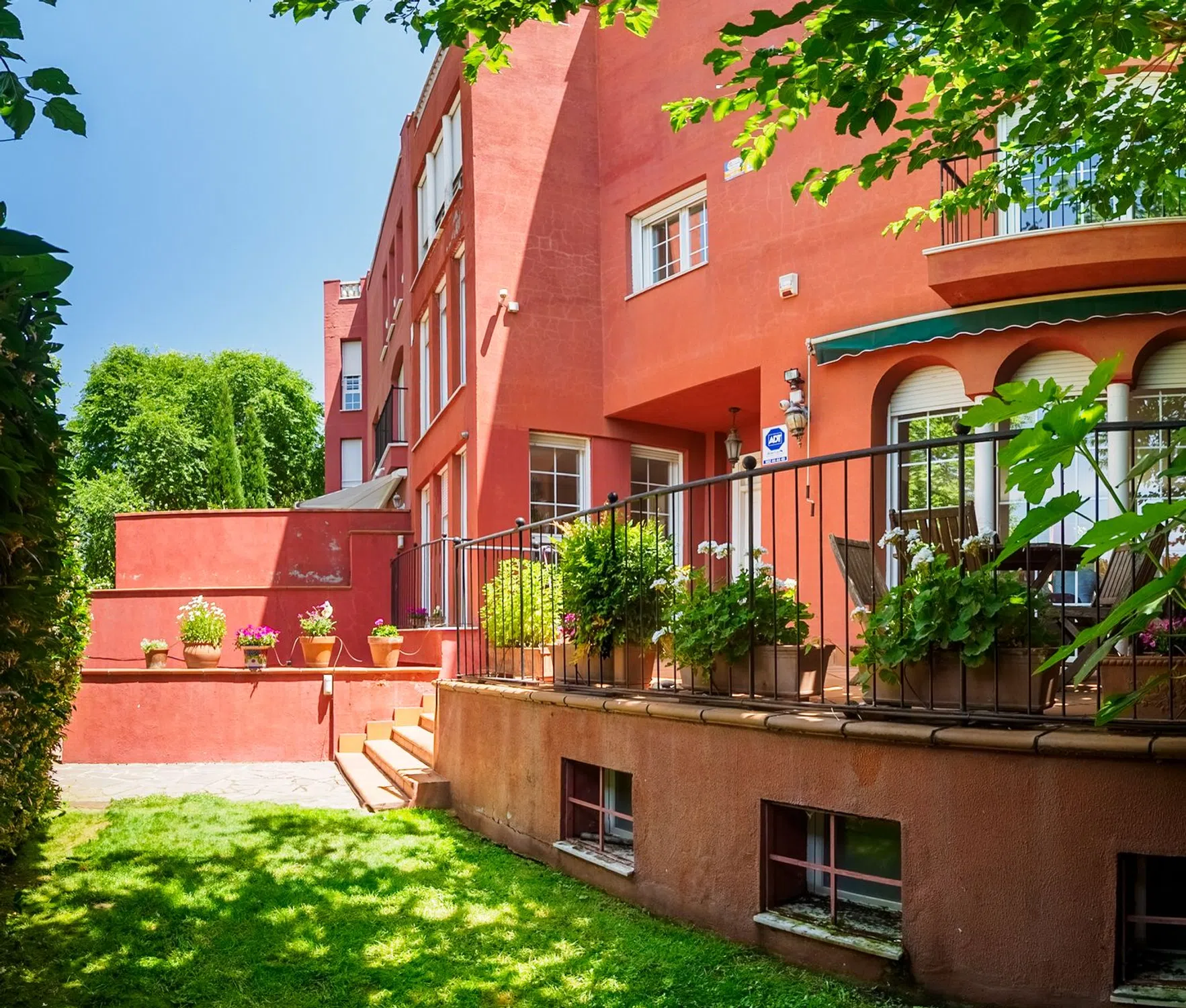 Chalet pareado en calle de la Isla de Alegranza