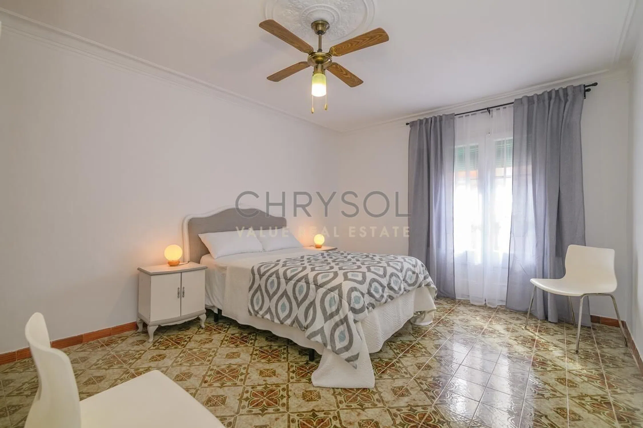 Piso en Baixada de Sant Miquel - Photo 12
