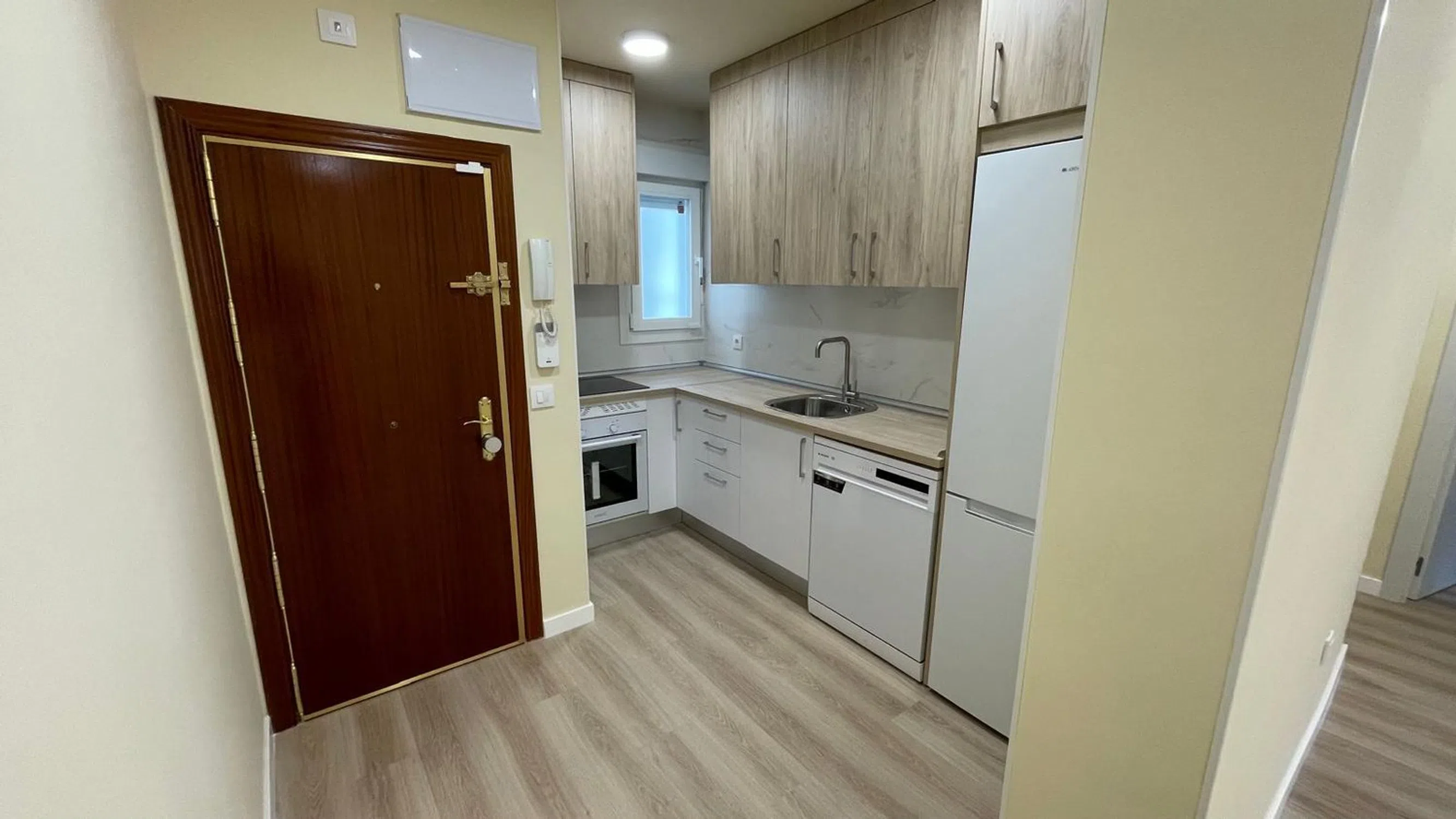Piso en calle Zubieta, 3