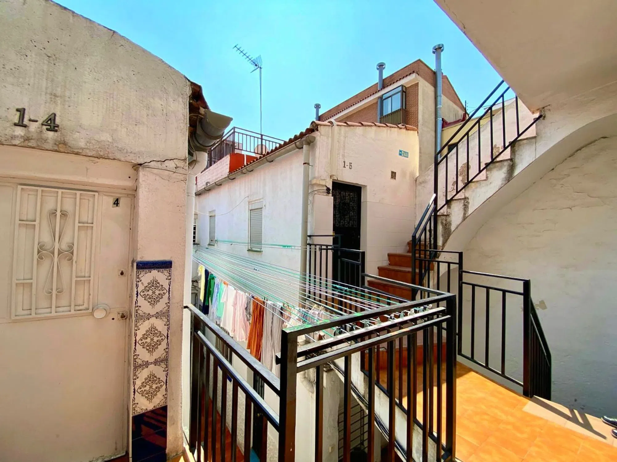 Piso en CL Manuel Maroto - Photo 4