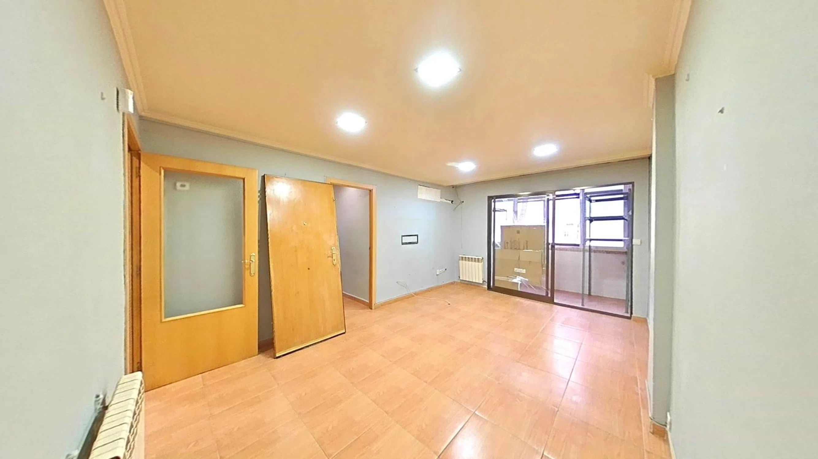 Piso en calle Casarabonela - Photo 3