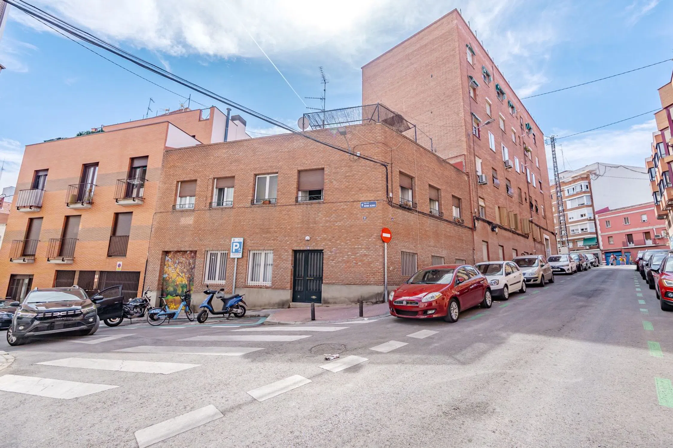 Chalet adosado en calle de Román Alonso