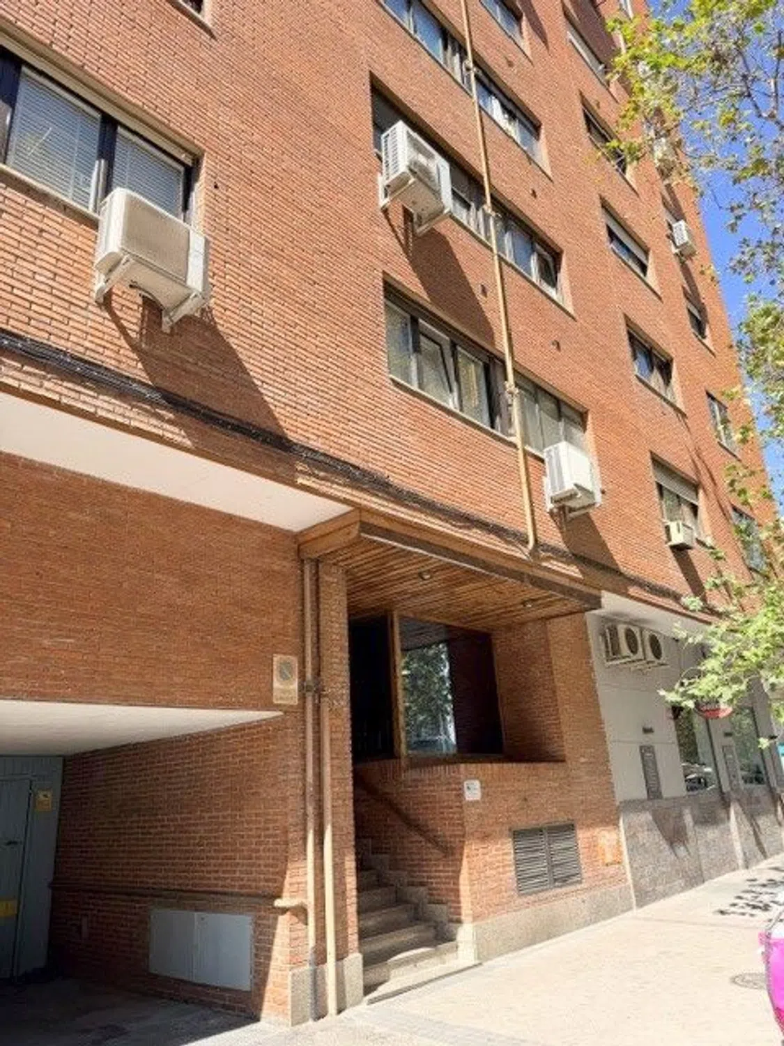 Piso en CL Infanta Mercedes, 61 - Photo 2